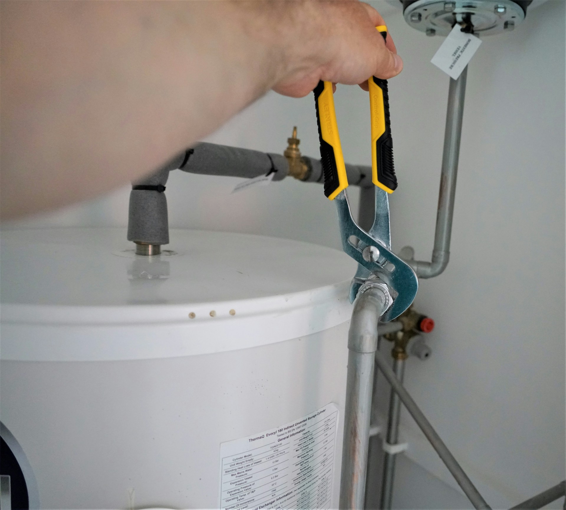 Water heater installation and replacement